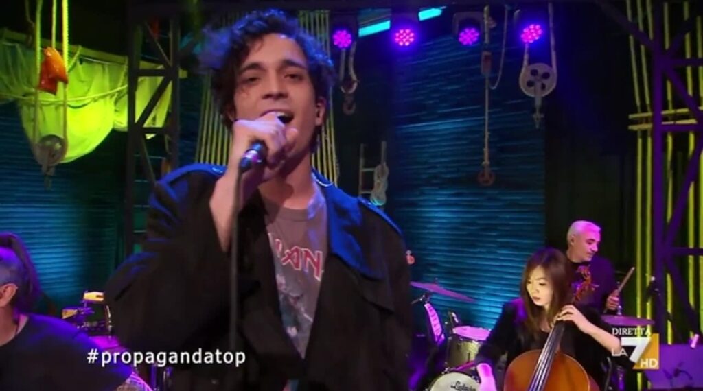 Simpatico post dell’Ambasciata Svizzera per il cantante Tananai