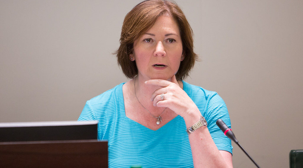 Cade da balcone, Ambasciatrice italiana in Australia muore a Foligno