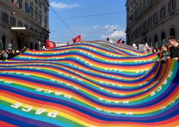 Letta agli ucraini che manifestano: “Italia è casa vostra”