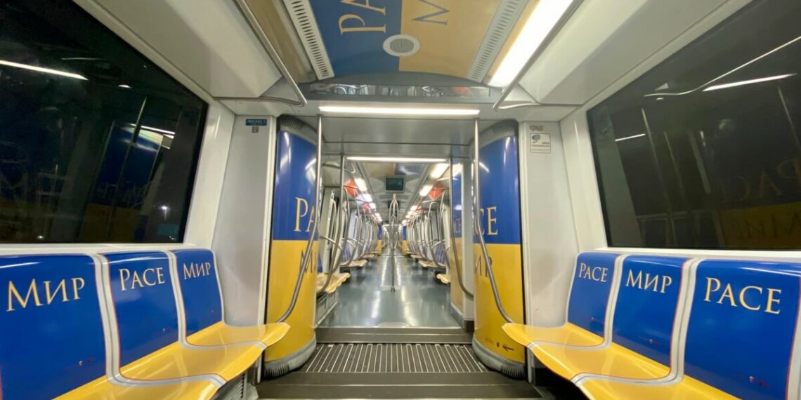 Un treno per l’Ucraina sulla metropolitana di Roma