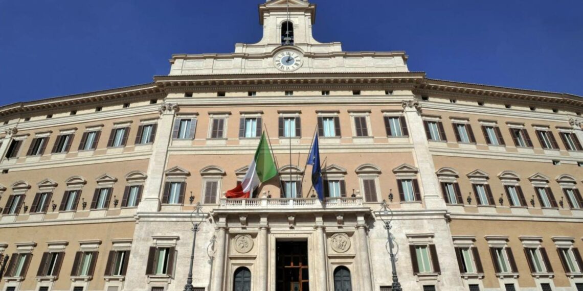 Mail dell’Ambasciata russa ai parlamentari italiani dopo l’ok alle armi a Kiev