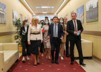 Ambasciatore Zazo: “400 italiani in Ucraina, alcuni intrappolati”