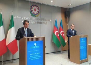 Di Maio, rafforziamo cooperazione energetica con Baku