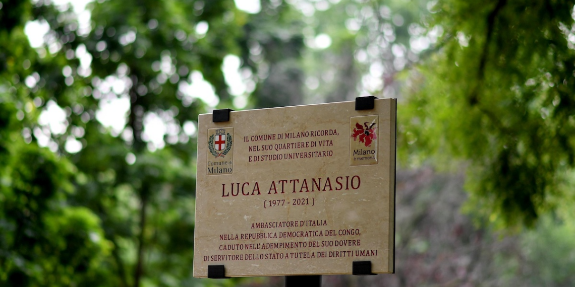 Milano, scoperta al Parco Ravizza la targa in ricordo dell’ambasciatore Luca Attanasio