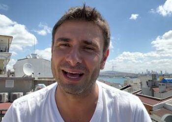 Di Battista: “Nelle prossime ore andrò in Russia”