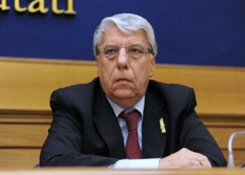 Giovanardi: “Memoria e Diplomazia uniche armi per salvare il futuro dell’Europa. Anche l’Italia avrà il suo francobollo dedicato alla crisi Ucraina”