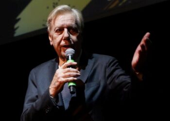 Claudio Lippi: “Ragionevole pensare che dietro invasione Ucraina ci sia l’eterno conflitto USA-Russia. Mi preoccupa la stupidità di chi gestisce il potere…”