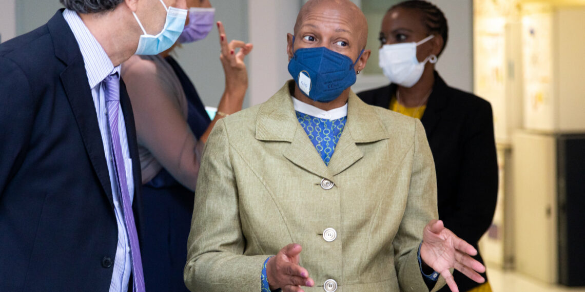 Ambasciatrice Sudafrica: “Stop ai brevetti sui vaccini, la salute sia globale”