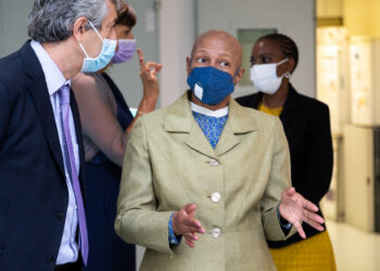 Ambasciatrice Sudafrica: “Stop ai brevetti sui vaccini, la salute sia globale”