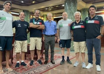 Mondiali nuoto, l’ambasciatore Jacoangeli visita il ritiro degli Azzurri