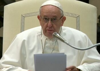 Il Papa ricorda Darya Dugina: “Gli innocenti pagano la guerra”