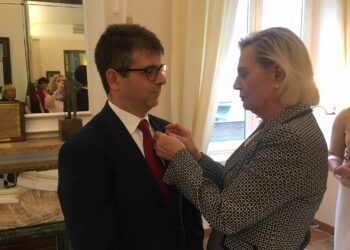 Croce d’Oro dell’Ordine al Merito della Repubblica di Polonia al prof. Signifredi