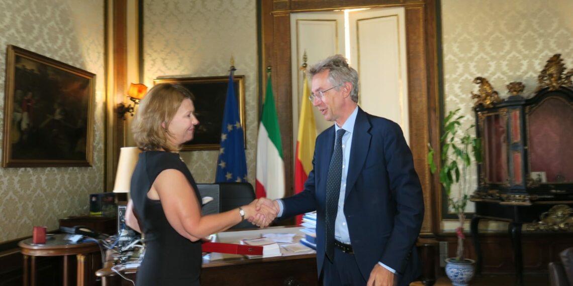 Napoli, il Sindaco Manfredi dà il benvenuto alla Console Generale degli Stati Uniti d’America