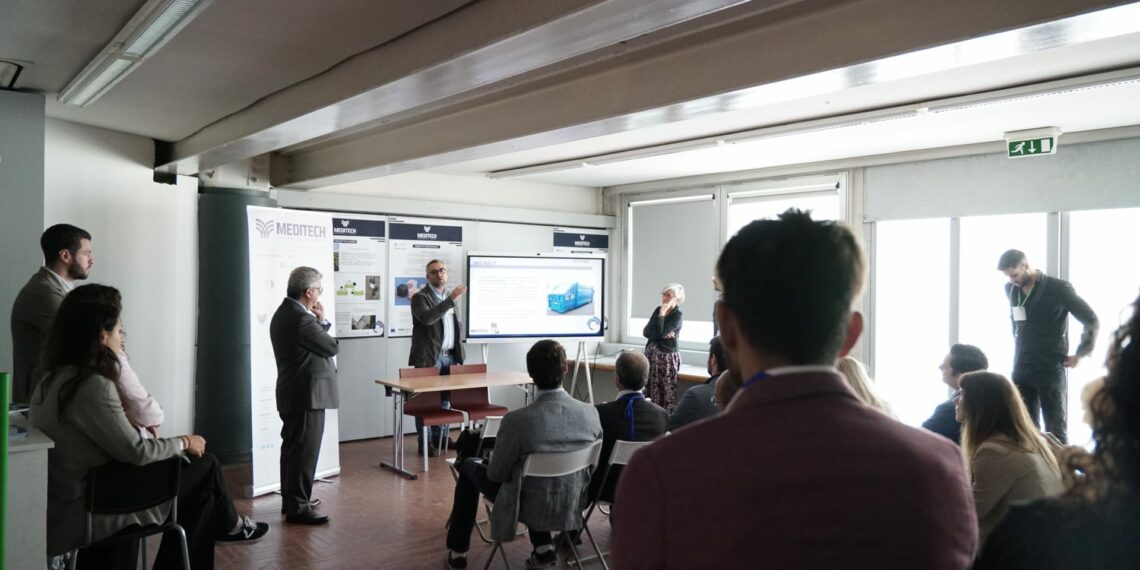 Innovation Village, l’Ambasciatore del Bahrain in visita al Distretto Aerospaziale della Campania