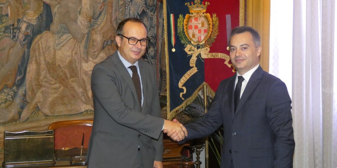 Cagliari, il console della Romania in visita al Municipio
