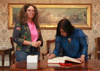 Trieste, il Vicesindaco Tonel riceve in Municipio l’Ambasciatrice indiana Neena Malhotra