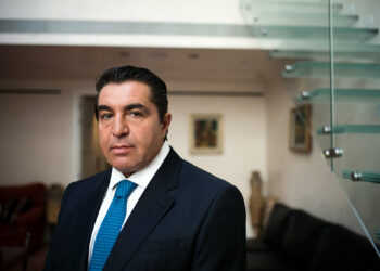 Appello alla Fifa: “Escludete l’Iran dal Mondiale e ripescate l’Italia”