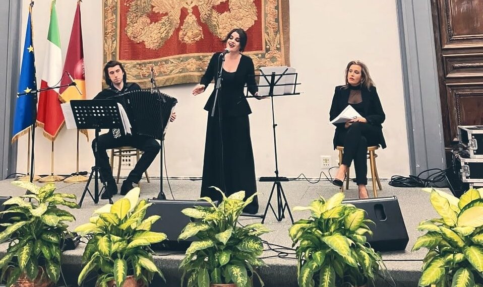 Dopo il successo in Campidoglio, “Canti e fiabe albanesi” va in scena all’Istituto Polacco