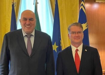 Il Ministro della Difesa Guido Crosetto incontra l’Incaricato d’Affari USA Shawn Crowley