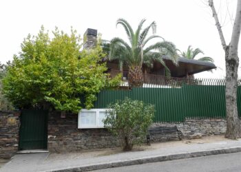 Bomba-carta all’Ambasciata Ucraina di Madrid: ferito un dipendente