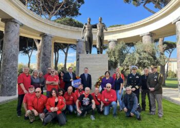 VeteransDay: Incaricato d’Affari dell’Ambasciata USA visita il cimitero di Nettuno