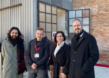 L’Ambasciatrice colombiana Ligia Margarita Quessep alla chiusura della biennale di Venezia