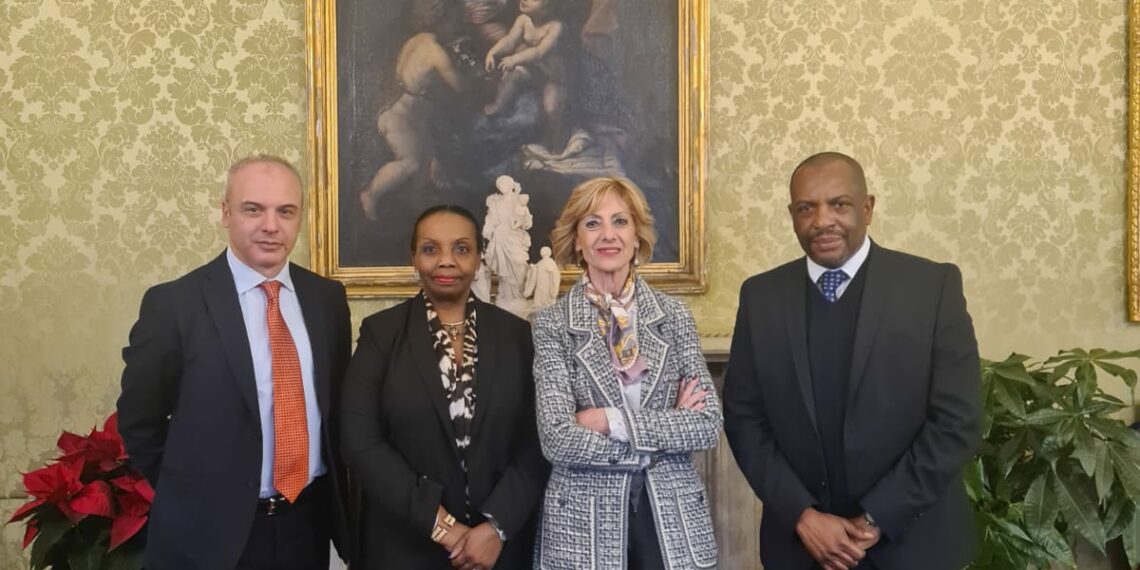 Palermo, il Prefetto riceve l’Ambasciatore del Ghana