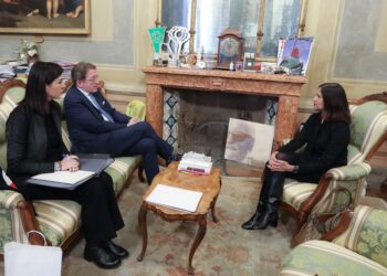 Modena, il sindaco Muzzarelli ha ricevuto la Console USA Ragini Gupta