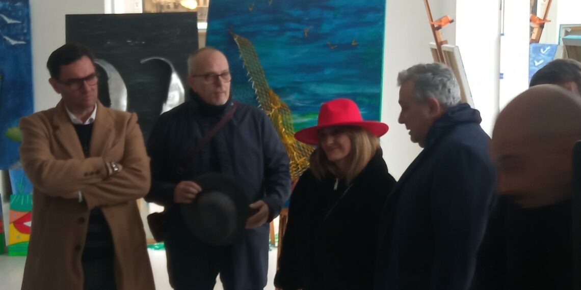 “In-certi approdi”, la mostra di Remo Croci. Al finissage anche il Console della Moldova Galanti