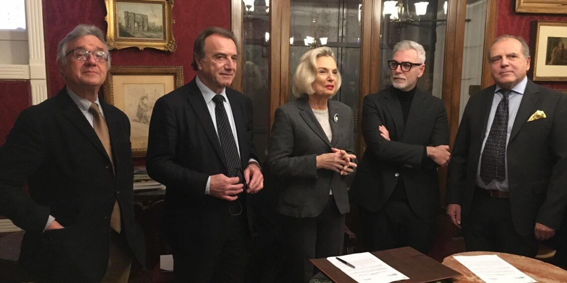 Firmato accordo per promuovere la cultura fra Caffè Greco e Dante Alighieri