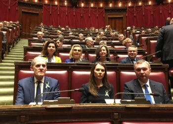 A Montecitorio il concerto evento “Elegia per la Pace”. Numerosi gli Ambasciatori sugli scranni