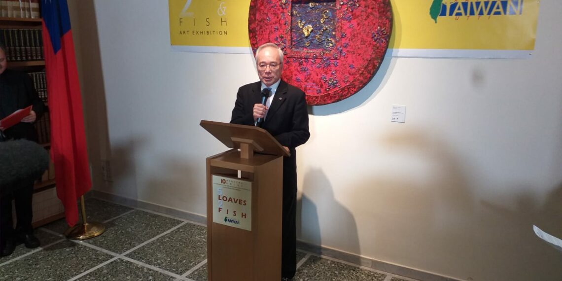 L’Ambasciatore di Taiwan presso la Santa Sede inaugura la mostra “Cinque pani e due pesci”