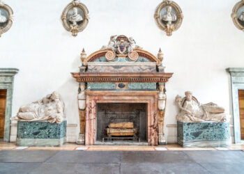 Palazzo Farnese, al via i lavori di restauro del Camino e delle statue del Salone d’Ercole