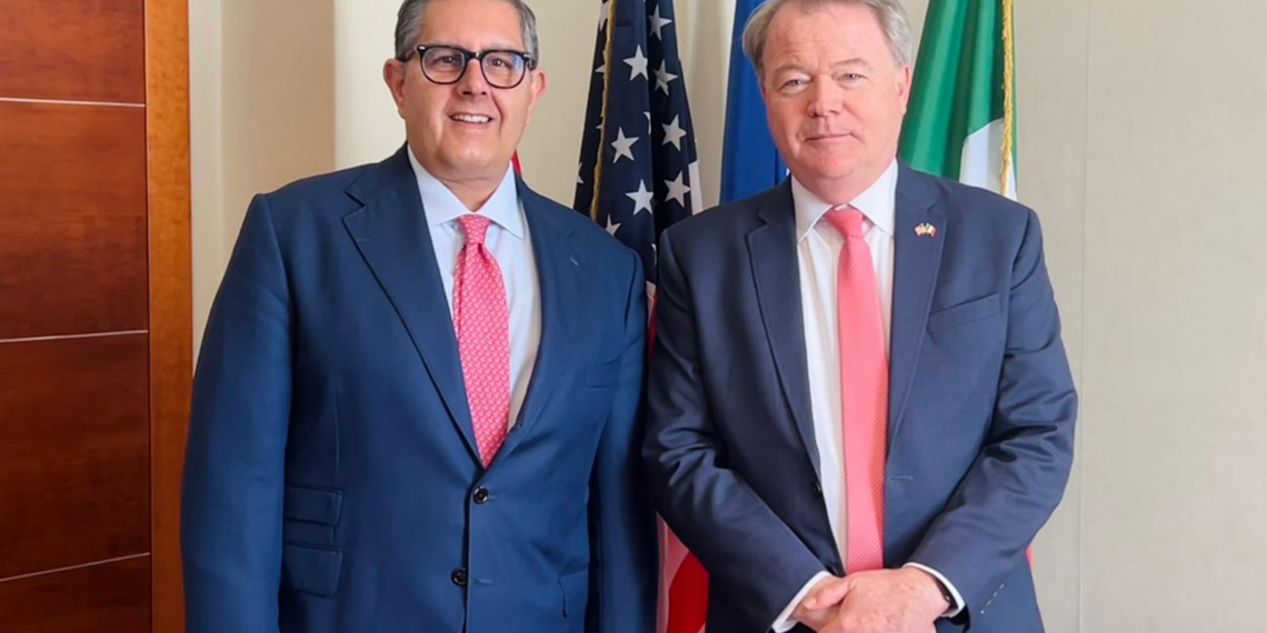Il presidente della Regione Liguria Toti incontra il Console Generale USA a Milano Needham