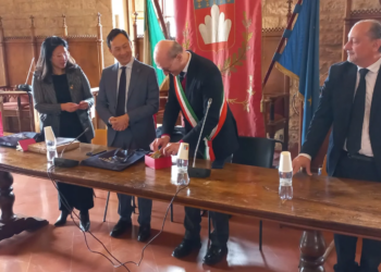 Gubbio, l’Ambasciatore del Vietnam è stato ricevuto dal Sindaco Stirati
