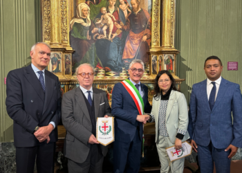 Alba: visita del Capo Missione dell’Ambasciata del Madagascar in Municipio e alla Ferrero