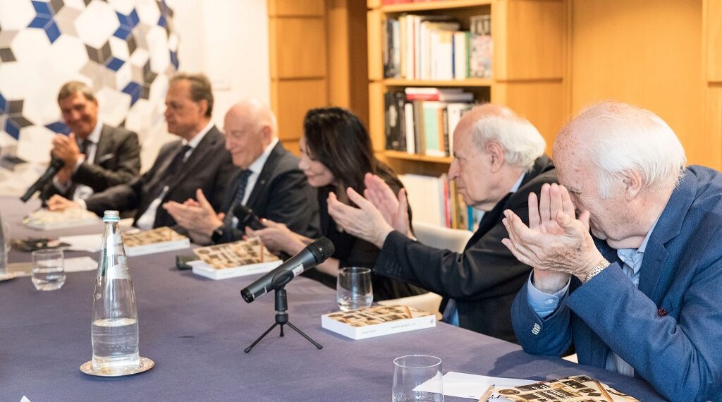 Al Circolo degli Esteri la presentazione di “Agente Segreto 1157”