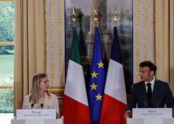 Meloni a Parigi per Roma-Expo 2030: “Conciliare innovazione e tradizione”