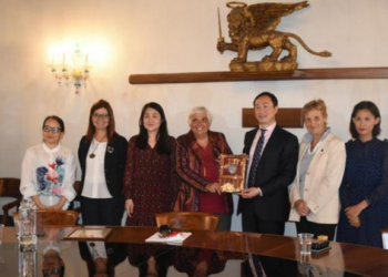 Venezia, l’Assessore Mar accoglie l’Ambasciatore del Vietnam Duong Hai Hung