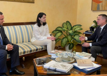 Potenza, la vice Ambasciatrice d’Ucraina in Italia Amdzhadin in visita presso la Prefettura