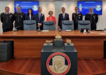Carabinieri: il TPC restituisce a Cipro tre beni archeologici sequestrati dalla Procura di Firenze