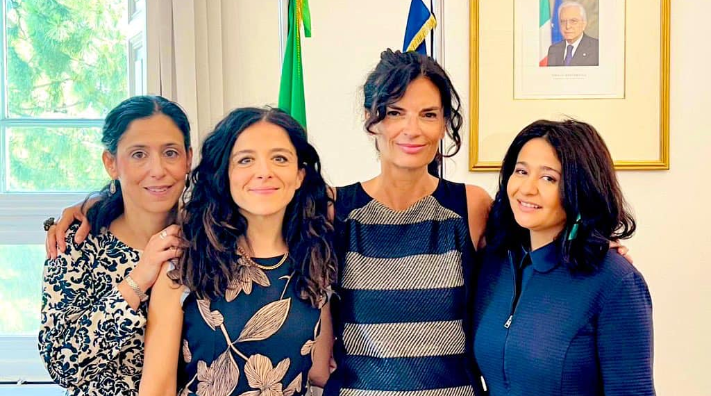 Personale diplomatico tutto al femminile nell’Ambasciata d’Italia in Grecia