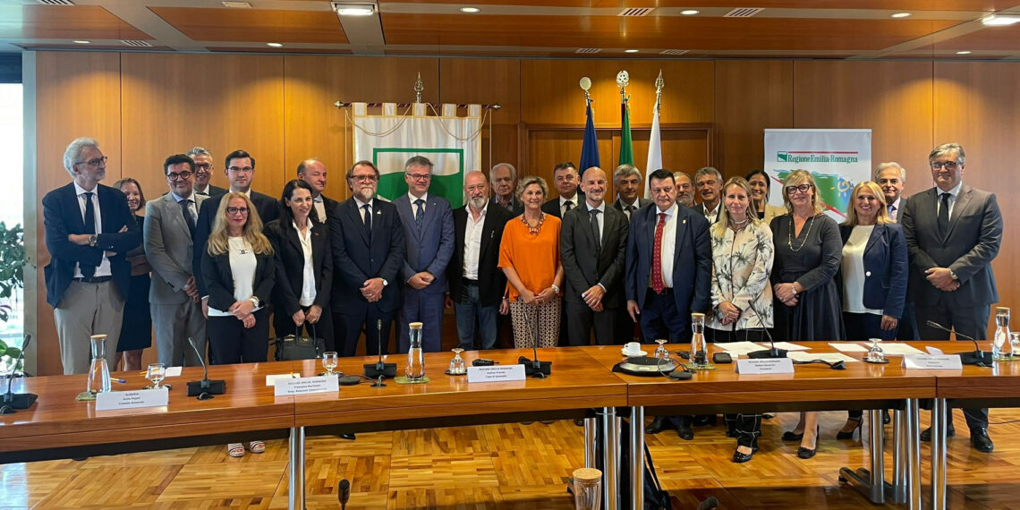 Emilia-Romagna, il Presidente Bonaccini incontra i Consoli generali di 16 Paesi europei