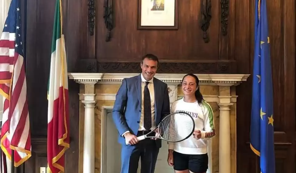 Elisabetta Cocciaretto ricevuta dal Console d’Italia a New York