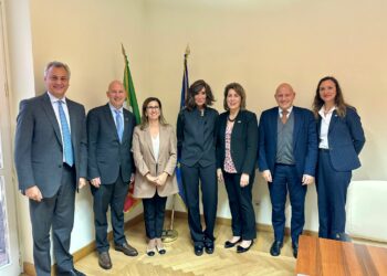 Università e Ricerca, il Ministro Bernini incontra l’Ambasciatore USA Jack Markell