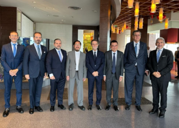 Bangkok, Vice Ministro Valentini e Presidente Lombardia Fontana incontrano Gruppo proprietario Rinascente