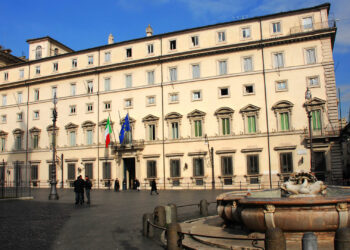 Scherzo telefonico di comici russi al premier Meloni. La nota di Palazzo Chigi
