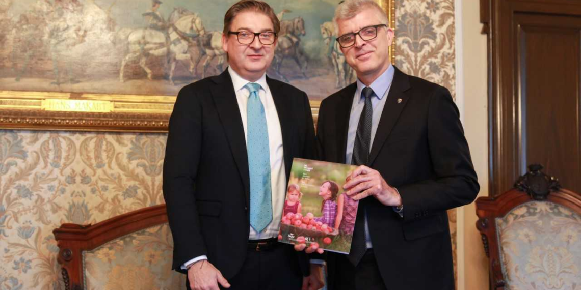 Trieste, l’Assessore Maurizio De Blasio incontra il Console Onorario della Repubblica slovena