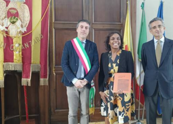 Catanzaro, il sindaco Fiorita ha accolto la Console generale di Francia per il Sud Italia