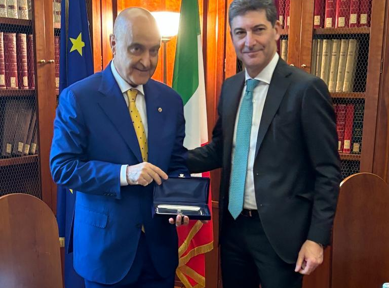 Viminale, Capo della Polizia incontra l’Ambasciatore d’Algeria Touahria